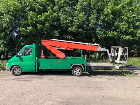 2000 Mercedes-Benz Sprinter, зелёный, 3500000 рублей, вид 2