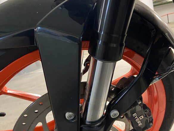 2016 KTM 390 Duke, чёрный, 300000 рублей - вид 4