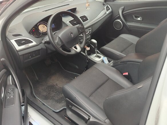 2010 Renault Megane III, белый, 900000 рублей - вид 7