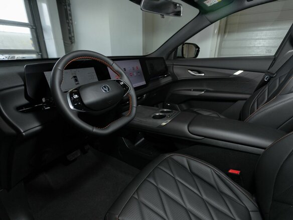 2025 Changan CS75 Plus IV, чёрный, 4335430 рублей - вид 5
