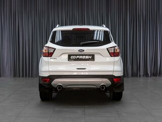 2017 Ford Kuga II Рестайлинг, белый, 1729000 рублей, вид 4