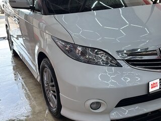 2006 Honda Elysion I, белый, 1250000 рублей, вид 1