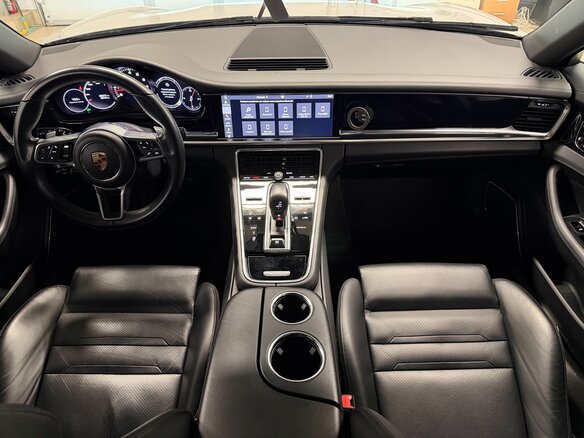 2019 Porsche Panamera 4 Sport Turismo II, серый, 8499000 рублей - вид 22