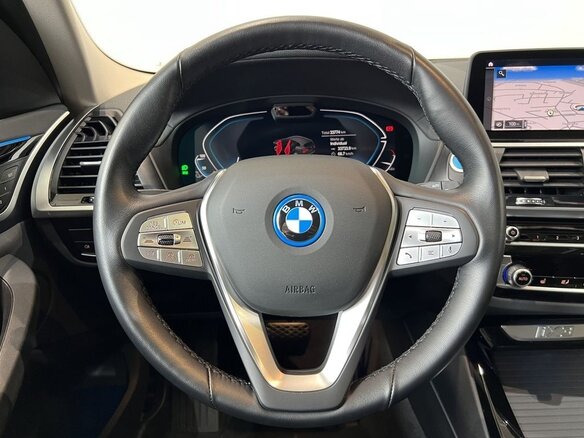 2021 BMW iX3 I (G08) Рестайлинг, чёрный, 5400000 рублей - вид 8