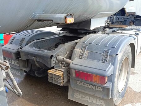 2011 Scania G-series, белый, 2000000 рублей, вид 2