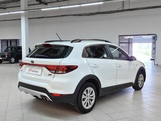 2017 Kia Rio X-Line IV, белый, 1499000 рублей, вид 3