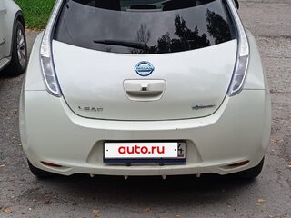 2011 Nissan Leaf I (ZE0/AZE0), белый, 1300000 рублей, вид 3
