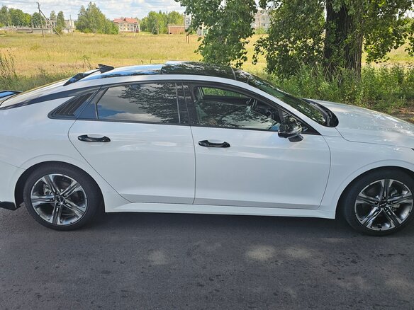 2022 Kia K5 III, белый, 2200000 рублей - вид 5