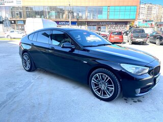 2011 BMW 5 серии Gran Turismo 550i xDrive VI (F10/F11/F07), чёрный, 1670000 рублей, вид 2