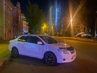 2008 Toyota Corolla Axio X (E140, E150), белый, 645000 рублей, вид 3