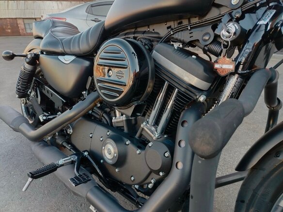 2020 Harley-Davidson Sportster 883, чёрный, 850000 рублей - вид 4