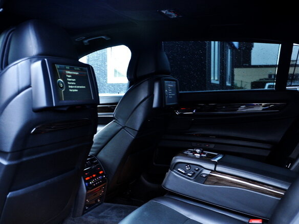 2008 BMW 7 серии Long 750Li V (F01/F02/F04), чёрный, 1672270 рублей - вид 25