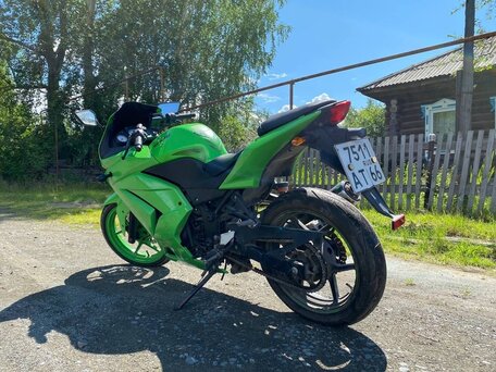 2011 Kawasaki Ninja 250R, зелёный, 250000 рублей, вид 5