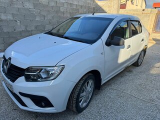 2018 Renault Logan II, белый, 599000 рублей, вид 3