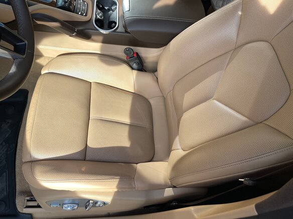 2016 Porsche Cayenne Turbo II Рестайлинг (958), чёрный, 5750000 рублей - вид 24