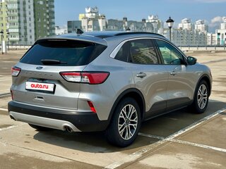 2021 Ford Escape IV, серебристый, 1550000 рублей, вид 4