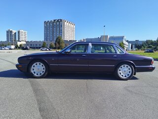 1998 Jaguar XJ II (X308), фиолетовый, 2900000 рублей, вид 5