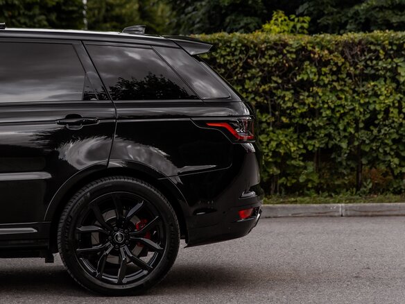 2021 Land Rover Range Rover Sport SVR II Рестайлинг, чёрный, 7350000 рублей - вид 7