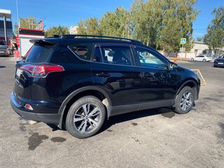 2017 Toyota RAV4 IV (XA40) Рестайлинг, чёрный, 2150000 рублей, вид 3