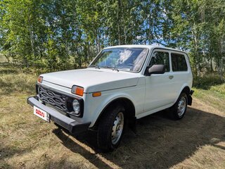 2013 Lada (ВАЗ) 2121 (4x4) I Рестайлинг, белый, 450000 рублей, вид 1