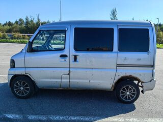 2010 Mitsubishi Minicab VI, серебристый, 400000 рублей, вид 2