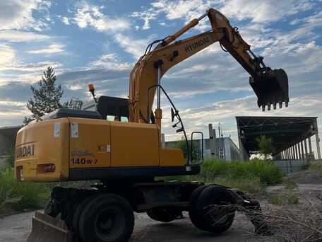 2011 Hyundai R140W, 7800000 рублей, вид 4