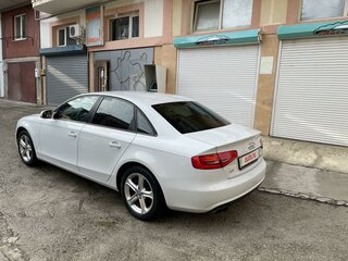 2014 Audi A4 IV (B8) Рестайлинг, белый, 1850000 рублей, вид 3