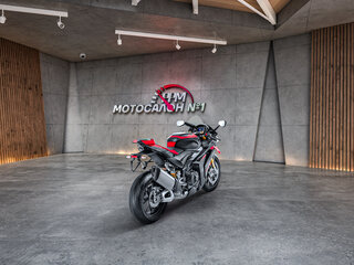 2026 Aprilia RSV4, чёрный, 2900000 рублей, вид 4