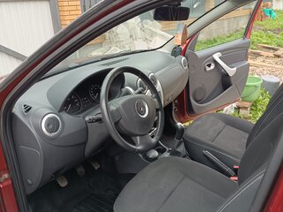 2012 Renault Sandero Stepway I, красный, 750000 рублей, вид 4