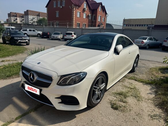 2017 Mercedes-Benz E-Класс 200 V (W213, S213, C238), белый, 3750000 рублей