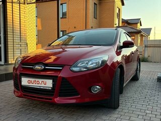 2013 Ford Focus III, красный, 930000 рублей, вид 1