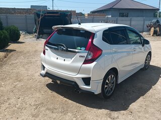 2016 Honda Fit III, белый, 1375000 рублей, вид 3