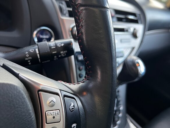 2014 Lexus RX 450h III Рестайлинг, белый, 2950000 рублей - вид 17