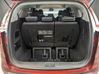 2022 Kia Carnival IV, красный, 3250000 рублей, вид 5