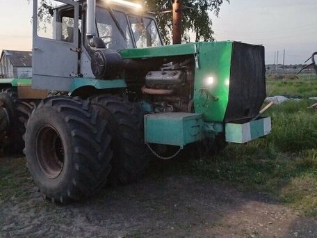 1986 ХТЗ Т-150К, зелёный, 700000 рублей, вид 2