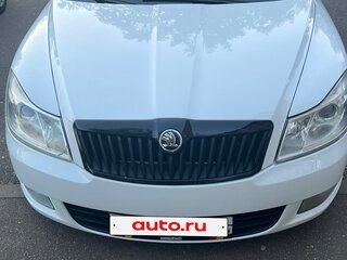 2012 Skoda Octavia II (A5) Рестайлинг, белый, 1050000 рублей, вид 1