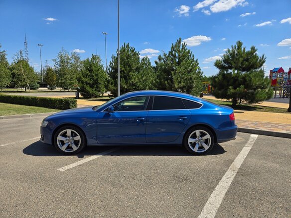 2011 Audi A5 I (8T), синий, 2200000 рублей - вид 10