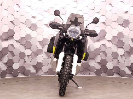 2022 Husqvarna Norden 901, чёрный, 1297000 рублей, вид 5