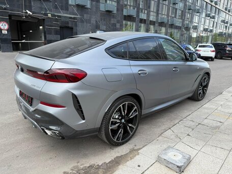 2025 BMW X6 40d III (G06) Рестайлинг, серый, 18500000 рублей, вид 5