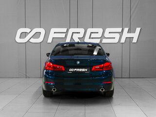 2018 BMW 5 серии 520d xDrive VII (G30/G31/G38), синий, 3098000 рублей, вид 4