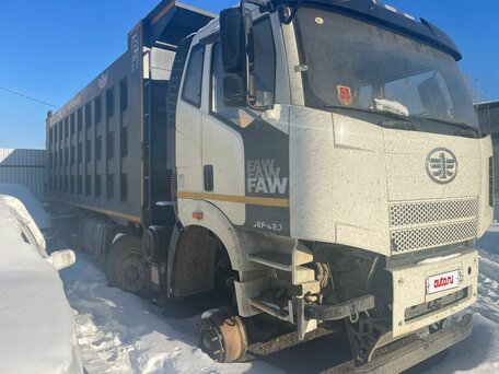 2023 FAW J6 CA3310, белый, 1950000 рублей, вид 1