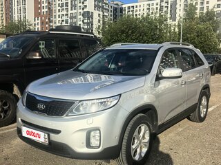 2014 Kia Sorento II Рестайлинг, серый, 1800000 рублей, вид 1