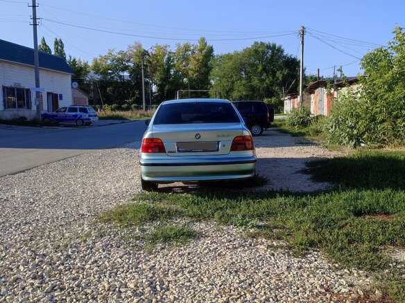 1998 BMW 5 серии 523i IV (E39), серебристый, 600000 рублей - вид 8