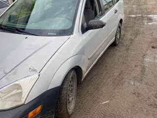 2001 Ford Focus I (North America), серебристый, 185000 рублей, вид 1
