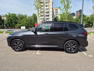 2022 BMW X3 20i xDrive III (G01) Рестайлинг, серый, 5120000 рублей, вид 5