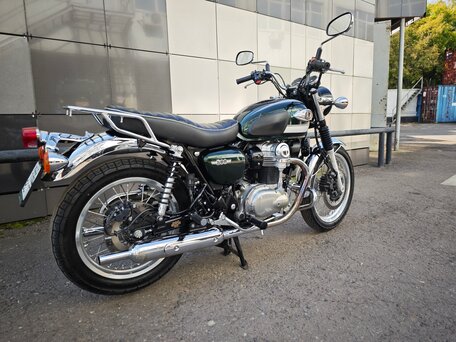 2020 Kawasaki W 800, зелёный, 799000 рублей, вид 4