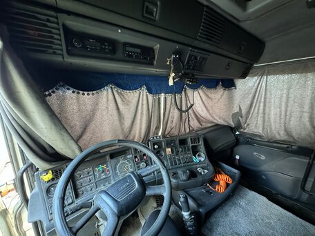 1997 Scania 4-Series, белый, 1400000 рублей, вид 4