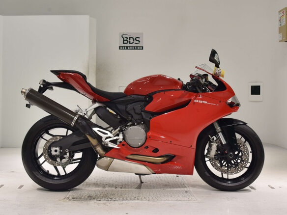 2014 Ducati 899 Panigale, красный, 700000 рублей