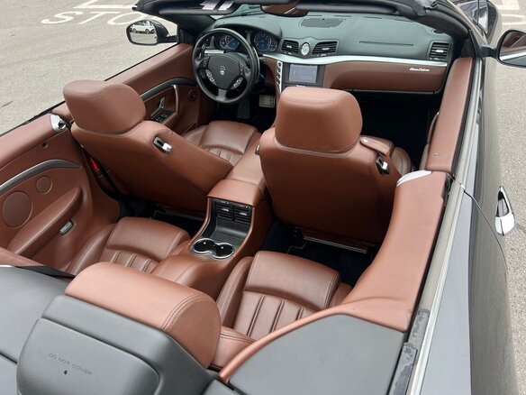 2010 Maserati GranCabrio I, серый, 7900000 рублей - вид 13