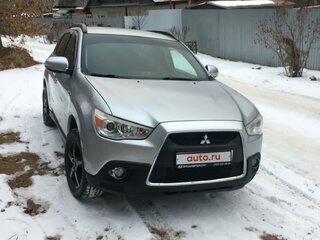 2011 Mitsubishi ASX I, серебристый, 888000 рублей, вид 3